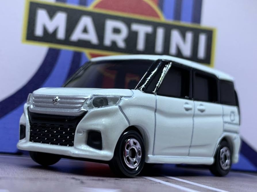 Amazon.co.jp: トミカ スズキ ソリオ バンディット 白 ホットウィール